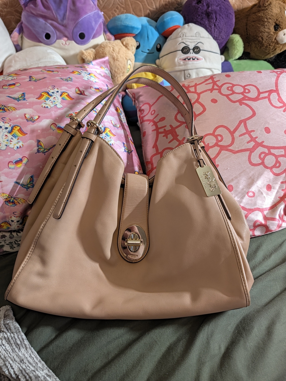 COACH Madison Carlyle Blush Leather Shoulder Bag GUC